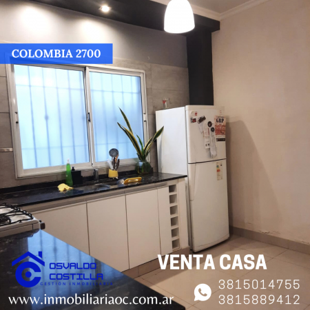 Venta hermosa casa  esquina en Colombia al 2700