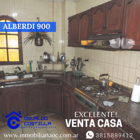 Venta de casa de 2 plantas 5 Hab en la calle Alberdi al 900