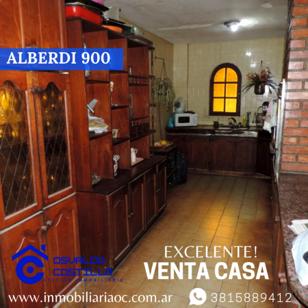 Venta de casa de 2 plantas 5 Hab en la calle Alberdi al 900