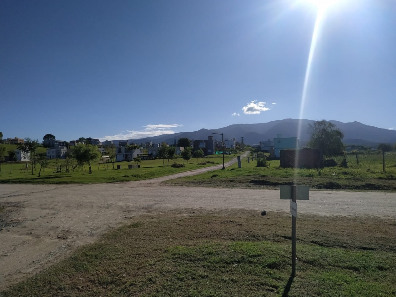 COUNTRY LOMA LINDA 