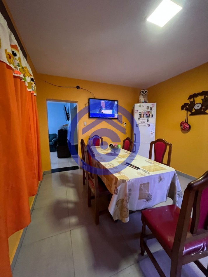 CASA EN VENTA PJE SAENZ PEÑA 3000