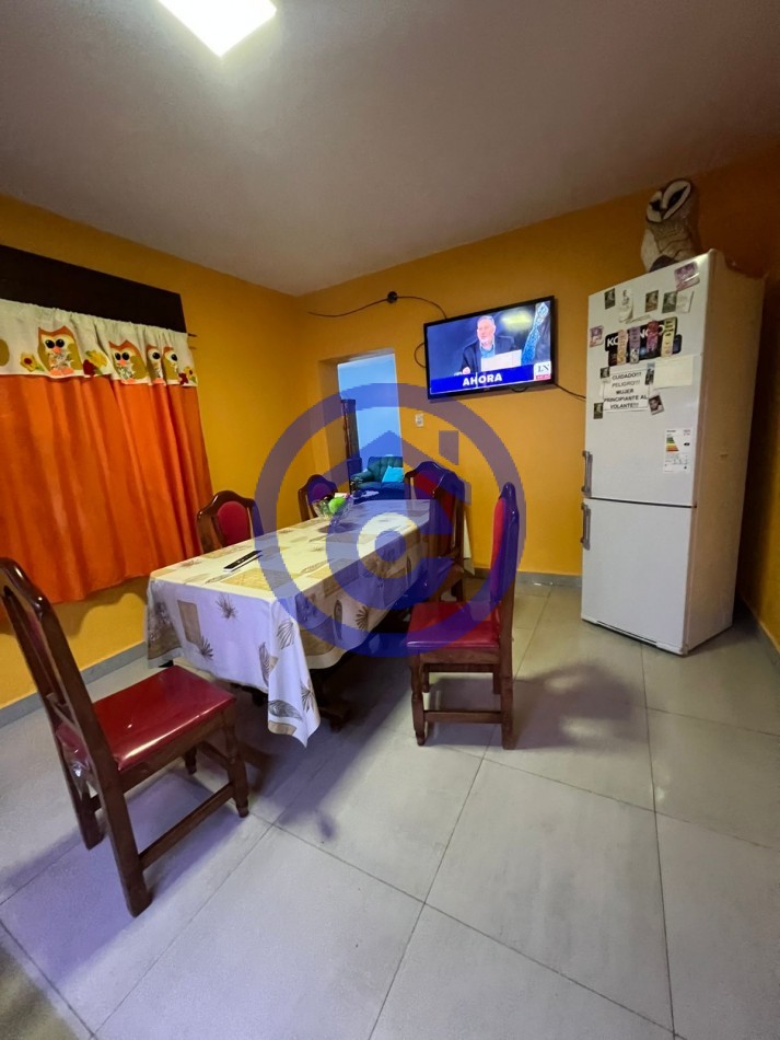 CASA EN VENTA PJE SAENZ PEÑA 3000