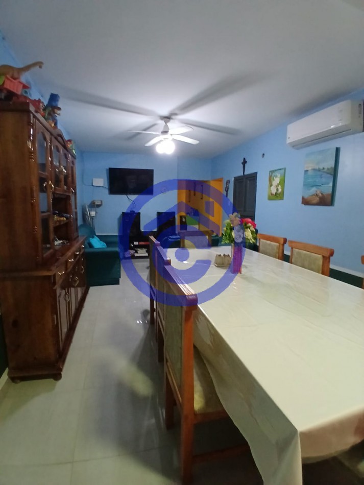 CASA EN VENTA PJE SAENZ PEÑA 3000
